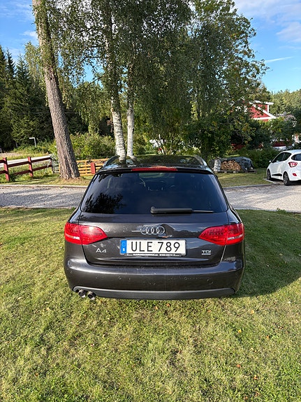 Audi A4 2 of 9