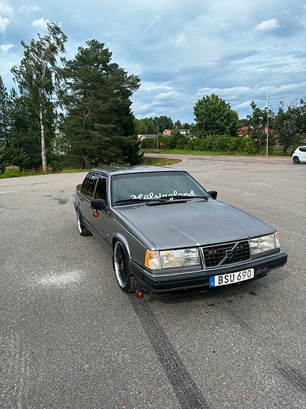 Volvo 940 2 of 15