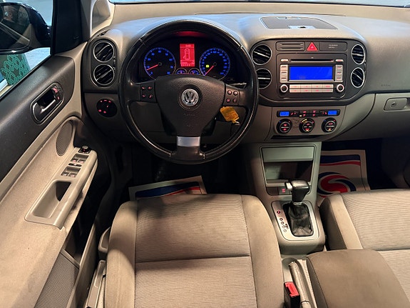 Volkswagen Golf Plus 9 of 13
