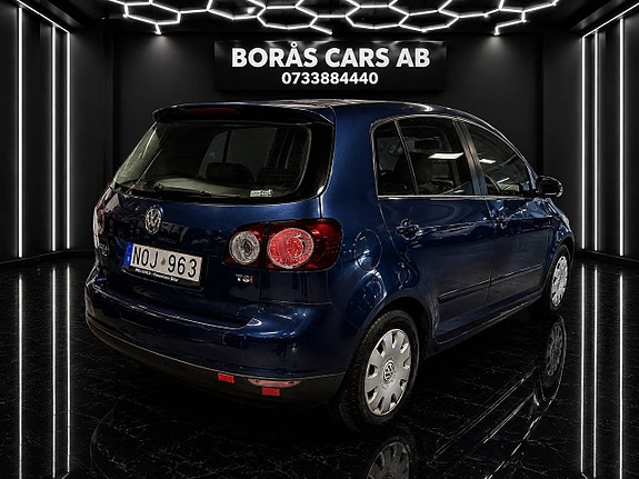 Volkswagen Golf Plus 2 of 13