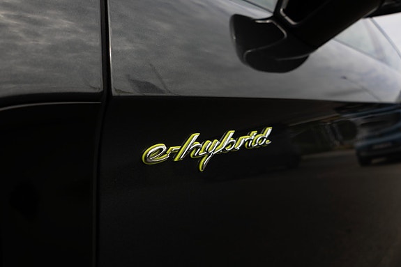 Porsche Panamera 4 17 of 17