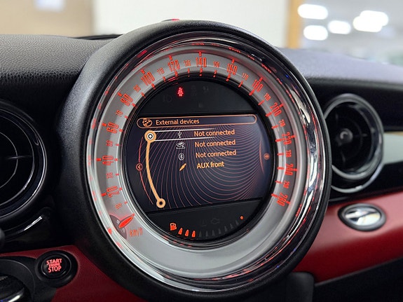 MINI Cooper 18 of 18