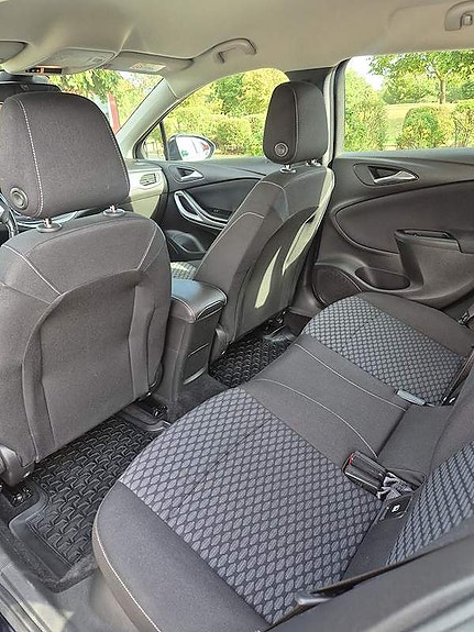 Opel Astra 16 of 21