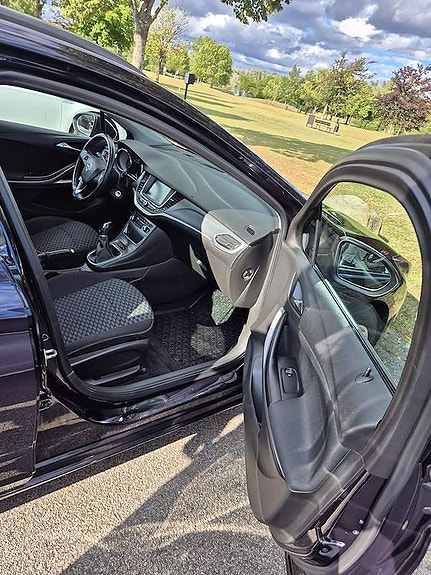 Opel Astra 13 of 21