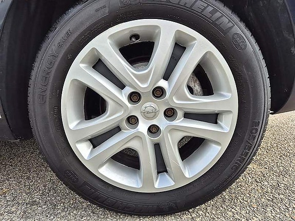 Opel Astra 21 of 21