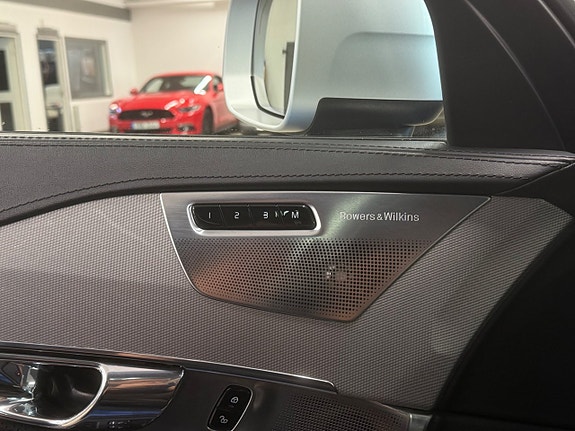 Volvo XC90 19 of 20