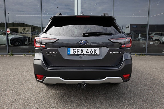 Subaru Outback 6 of 18