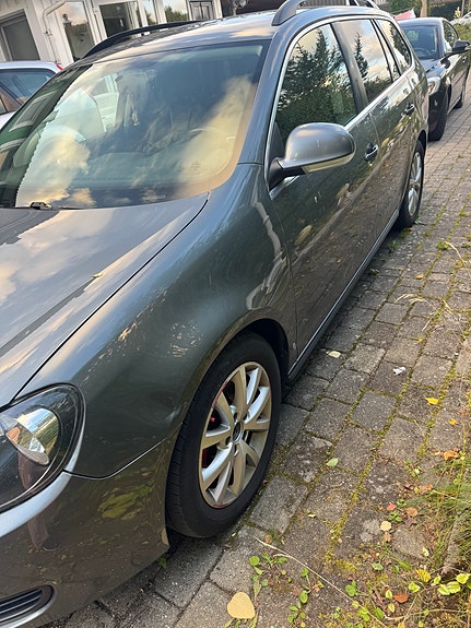Volkswagen Golf VI 3 of 8