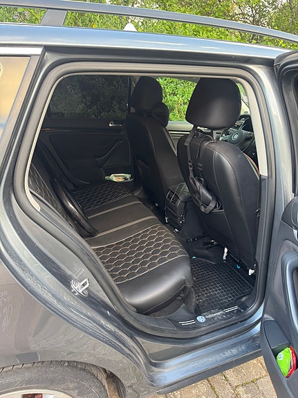 Volkswagen Golf VI 8 of 8