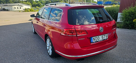 Volkswagen Passat 6 of 10