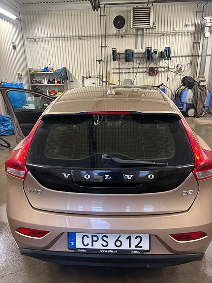 Volvo V40 5 of 9