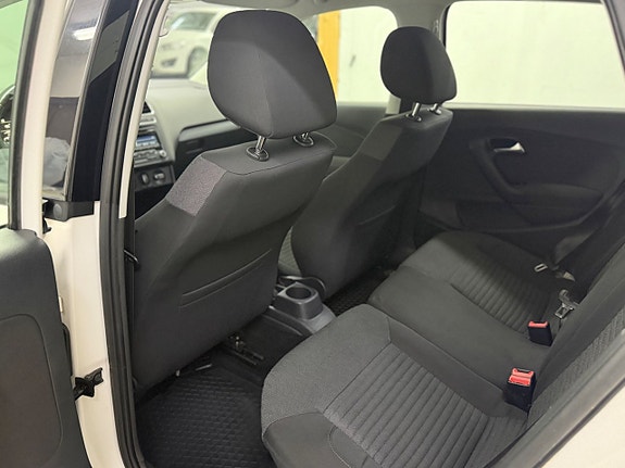 Volkswagen Polo 14 of 15