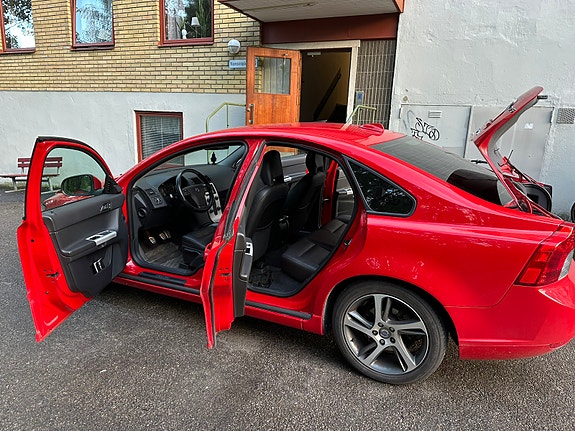 Volvo S40 5 of 13