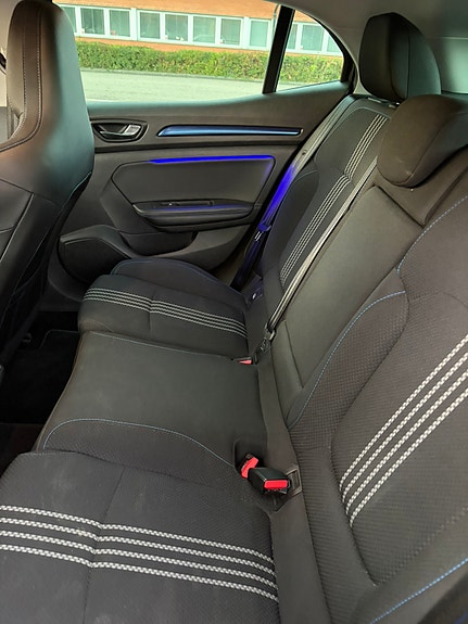 Renault Megane IV 7 of 12