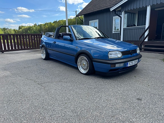 Volkswagen Golf III 2 of 4