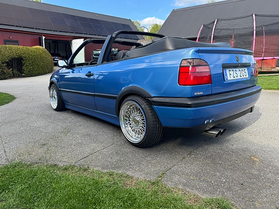 Volkswagen Golf III 3 of 4