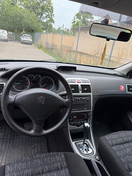 Peugeot 307 6 of 9