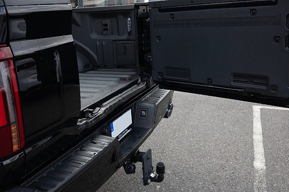 Ford F-150 12 of 19