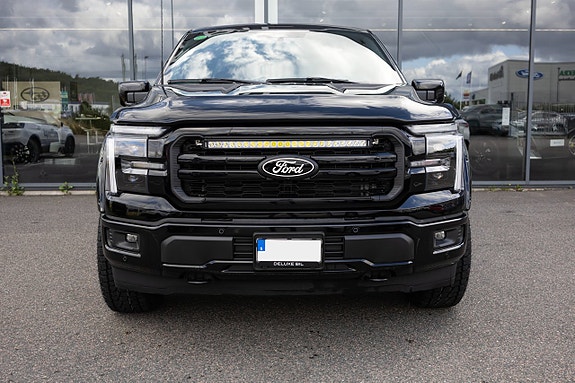 Ford F-150 2 of 19