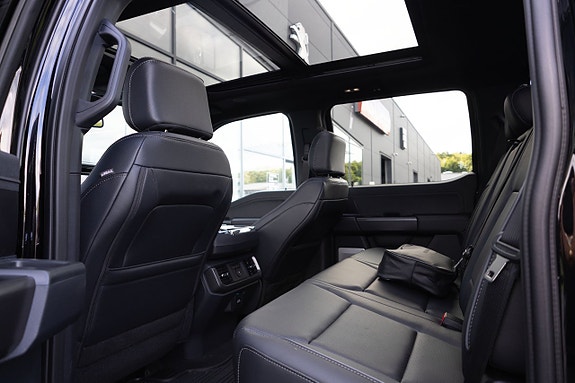 Ford F-150 16 of 19