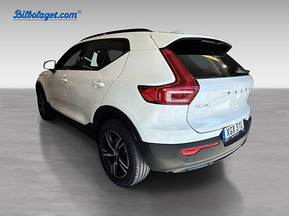 Volvo XC40 7 of 11