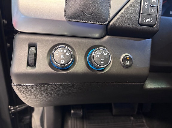 Chevrolet Tahoe 15 of 17