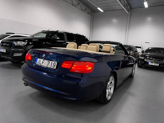 BMW 320d 8 of 21