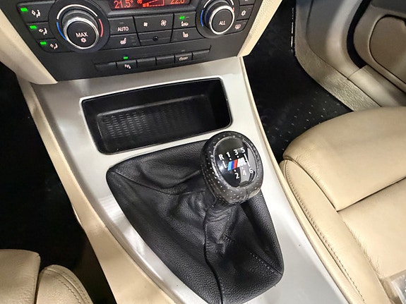 BMW 320d 20 of 21