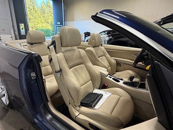 BMW 320d 16 of 21