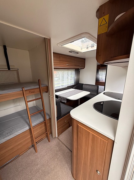 Adria Altea 562 PK. Barnkammarvagn 6 of 7