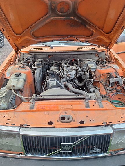 Volvo 240 5 of 13