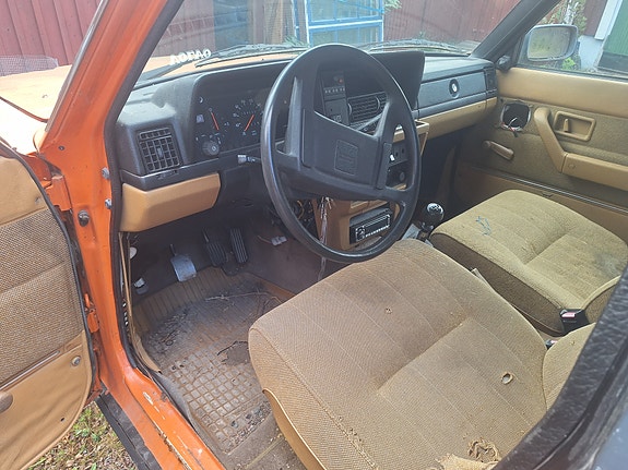 Volvo 240 12 of 13