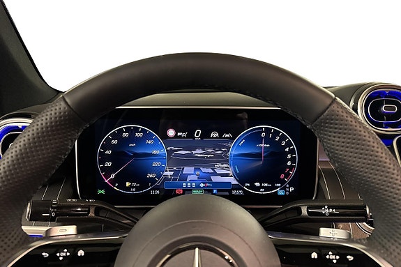 Mercedes-Benz GLC300 e 7 of 18