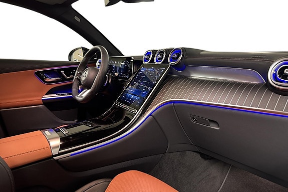 Mercedes-Benz GLC300 e 9 of 18