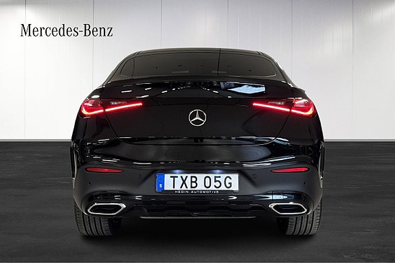 Mercedes-Benz GLC300 e 15 of 18