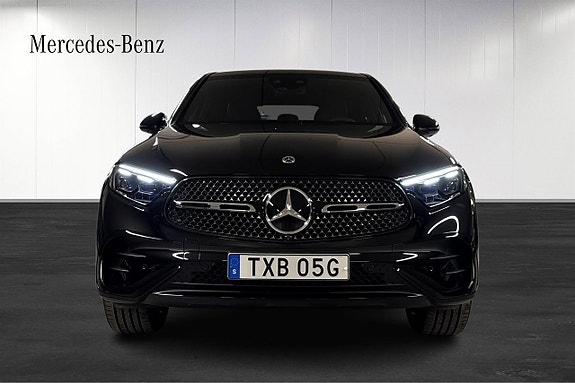 Mercedes-Benz GLC300 e 16 of 18