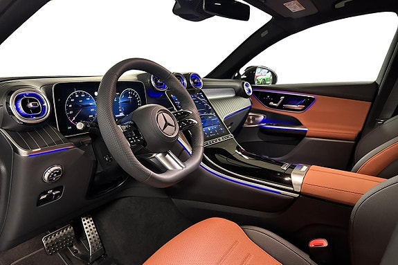 Mercedes-Benz GLC300 e 6 of 18