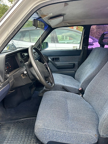 Volvo 240 7 of 9