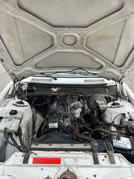 Volvo 240 6 of 9