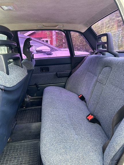 Volvo 240 8 of 9