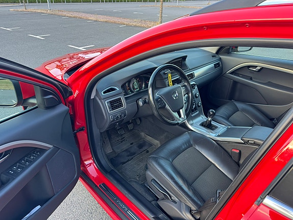 Volvo V70 5 of 8