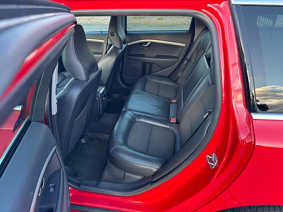Volvo V70 6 of 8