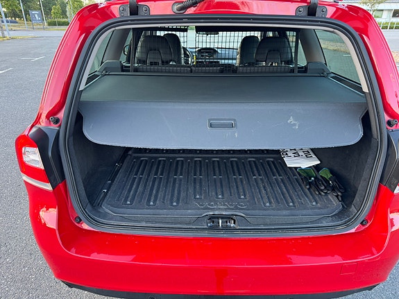 Volvo V70 8 of 8