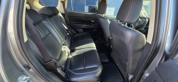 Mitsubishi Outlander 6 of 13