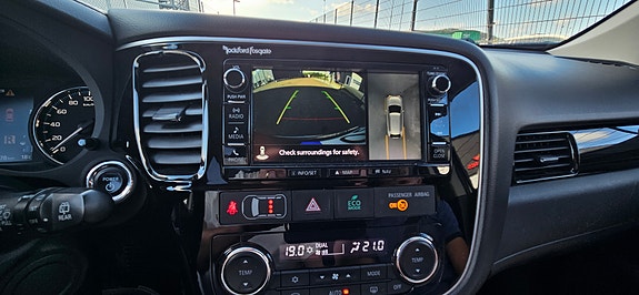 Mitsubishi Outlander 9 of 13