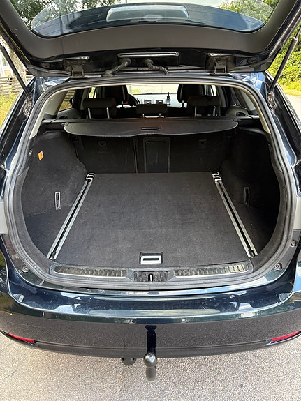 Toyota Avensis 5 of 9