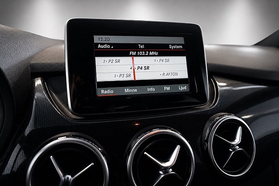 Mercedes-Benz B180 19 of 23