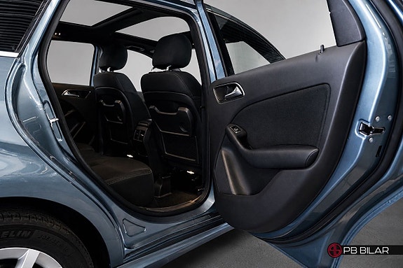 Mercedes-Benz B180 15 of 23