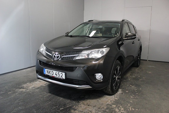 Toyota RAV4 2 of 27