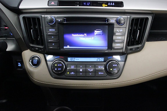 Toyota RAV4 21 of 27